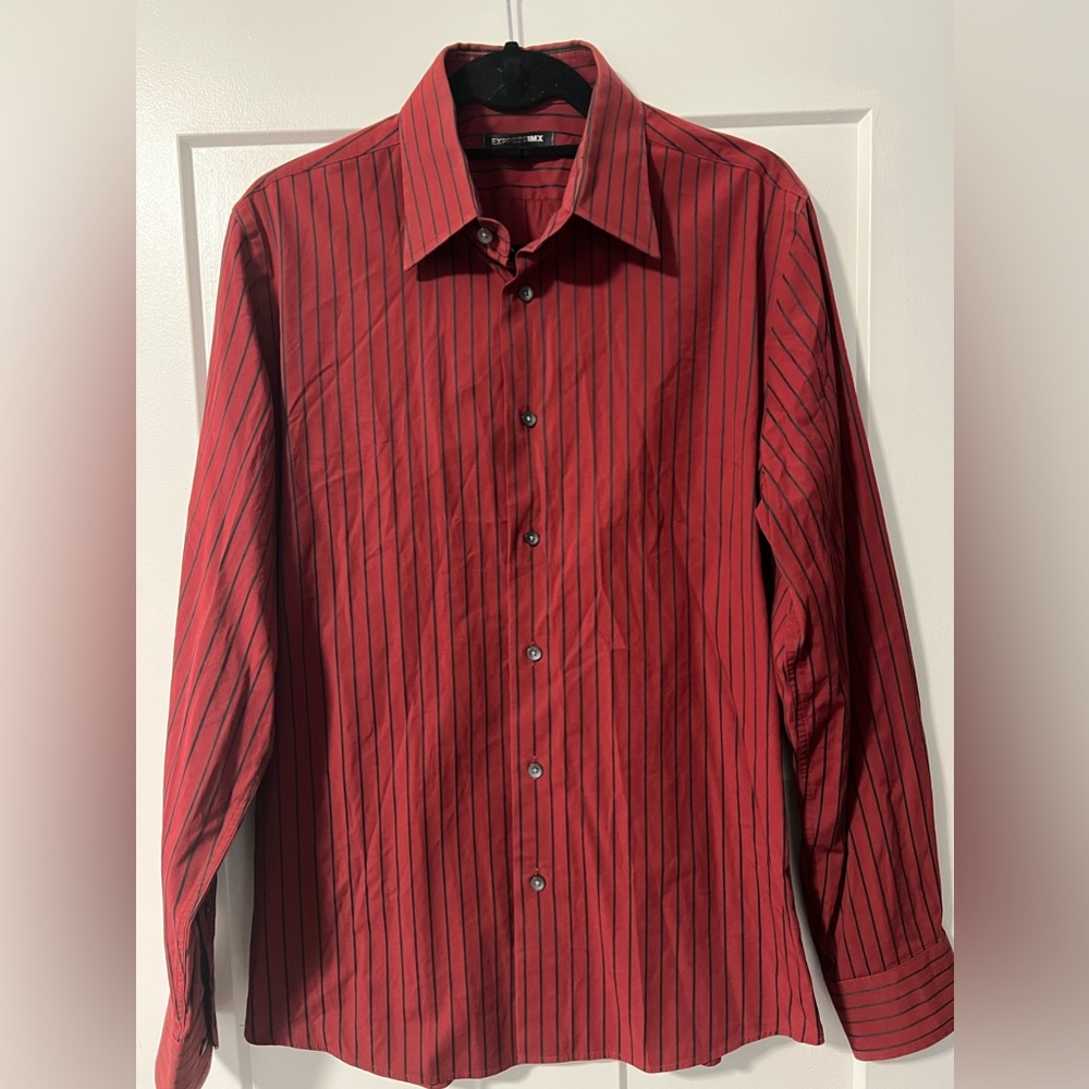 Express 1mx shirt medium - dark red with vertical black stripes